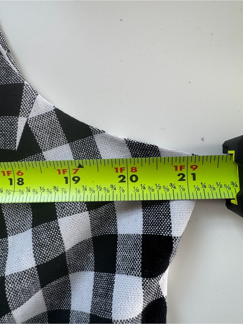 Express Black and White Gingham Button-Front Skirt - Picture 10 of 11